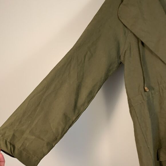 Iris olive green fall lightweight hooded jacket woman’s size large - Picture 5 of 9
